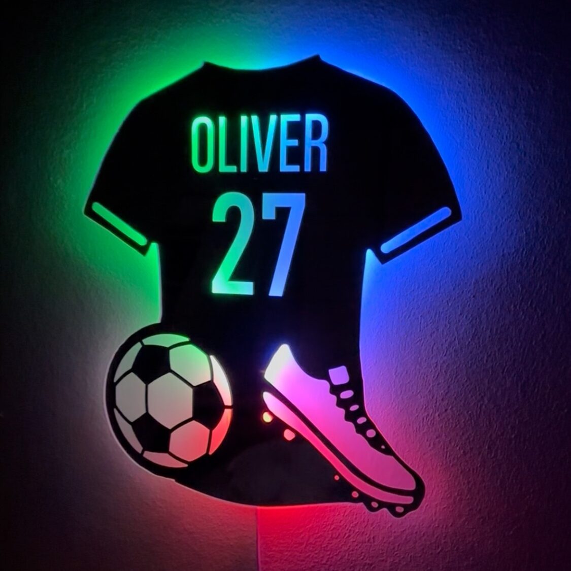 Fodbold lampe i spejl med navn og nummer. Væglampe med LED.
